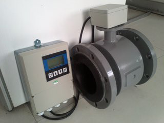 “多普勒流量計多種通訊方式的作用及應用”